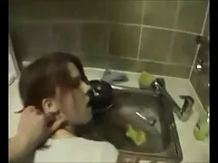 یک معشوقه پیر عکس گایش کوس یک جوجه جوان را اغوا کرد