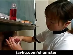 ماساژ عكس كون كس مشتری او را هیجان زده کرد