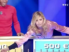 آب نبات Busty در فضای باز با راننده تاکسی عکس کس کون شهوانی